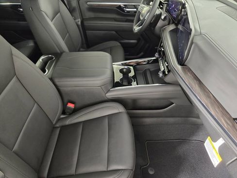 New 2026 Chevrolet Suburban LT w/ Comfort Package RWD image 15