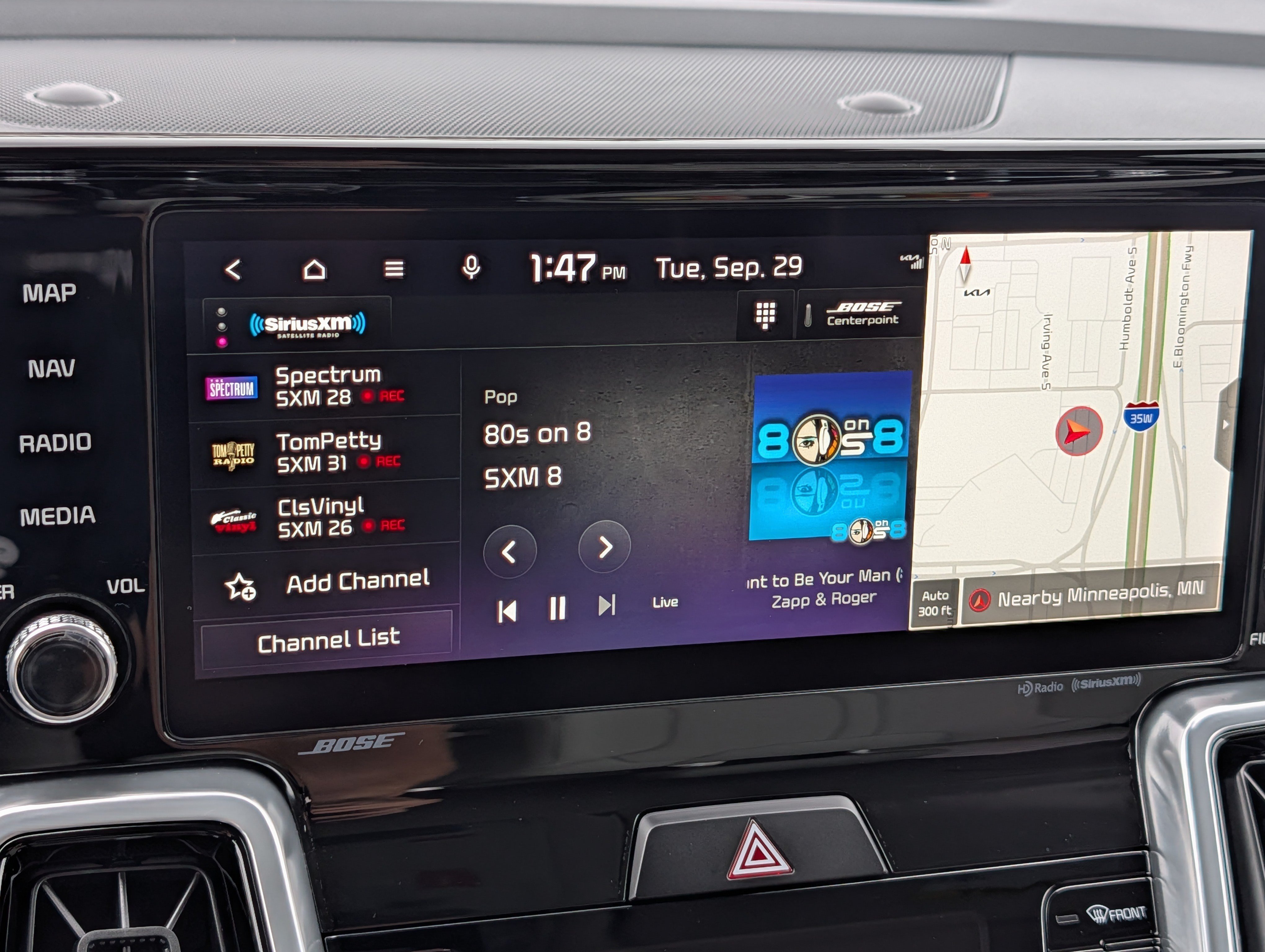 Certified 2023 Kia Sorento SX Prestige AWD/4WD image 22
