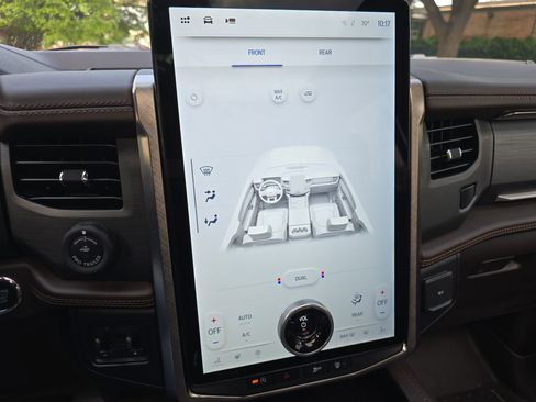 Used 2024 Ford Expedition Max King Ranch image 19