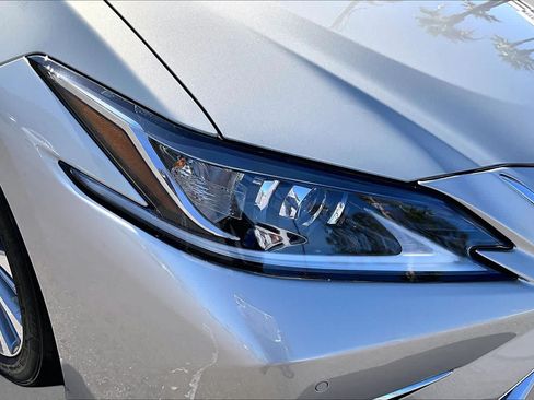 Used 2021 Lexus ES 350 w/ Premium Package FWD image 26