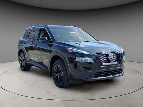 Used 2023 Nissan Rogue SV w/ SV Premium Package image 14