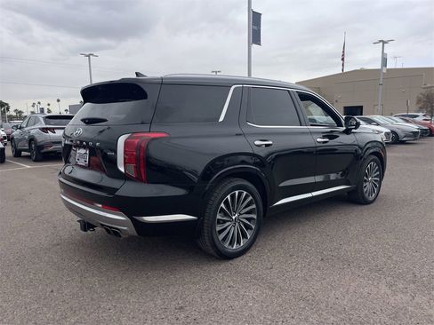 Used 2023 Hyundai Palisade Calligraphy w/ Cargo Package image 7