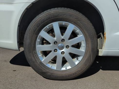 Used 2016 Chrysler Town & Country Touring w/ Driver Convenience Group FWD image 12