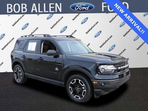 Used 2023 Ford Bronco Sport Outer Banks w/ Tech Package image 1