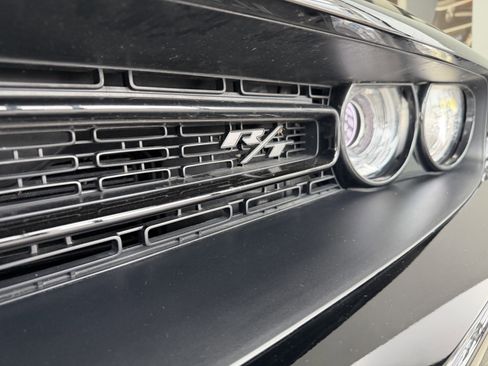 Used 2023 Dodge Challenger R/T w/ Plus Package image 17