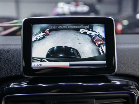 Used 2015 Mercedes-Benz G 550 image 32