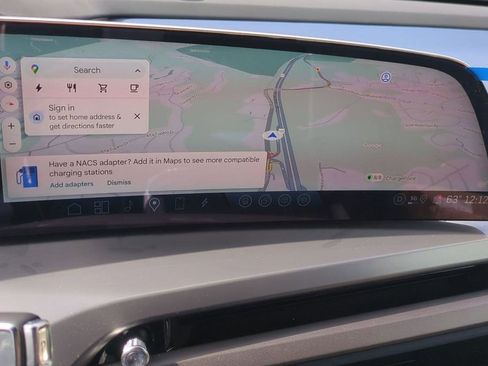 Used 2026 Cadillac Vistiq Premium Luxury image 11