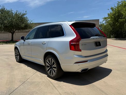 Used 2020 Volvo XC90 T5 Momentum w/ Protection Package Premier FWD image 4