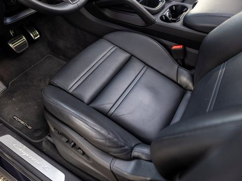 Certified 2025 Porsche Cayenne S image 36