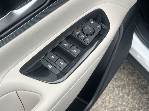 New 2026 Nissan Murano Platinum w/ Cargo Package AWD/4WD image 18