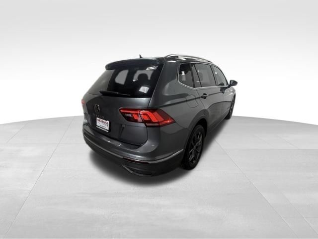 Used 2023 Volkswagen Tiguan SE FWD image 6