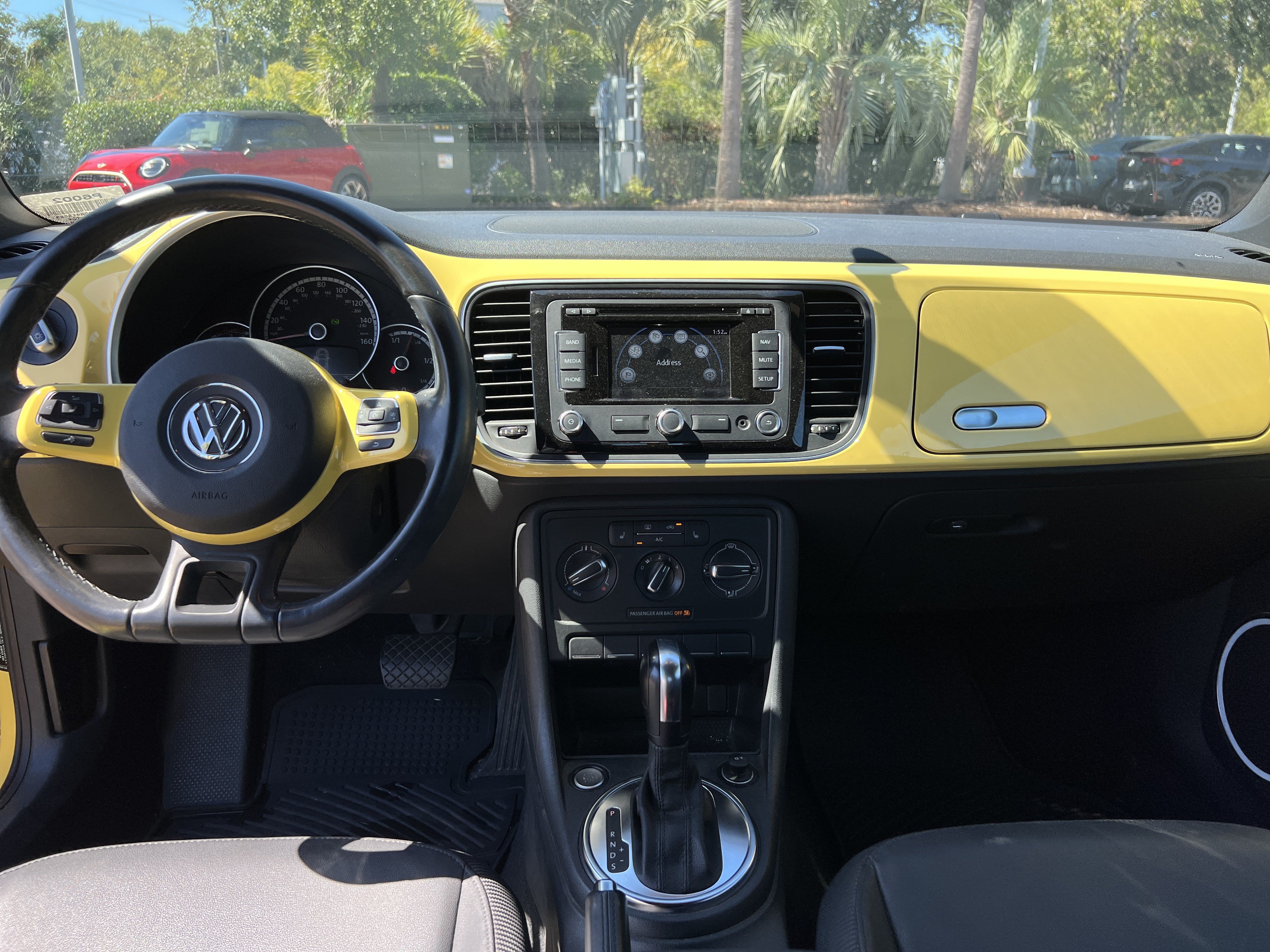 Used 2013 Volkswagen Beetle 2.5 FWD image 27