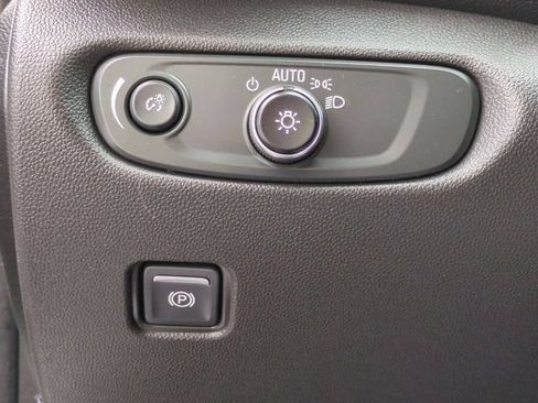 Certified 2019 Chevrolet Blazer LT FWD image 24