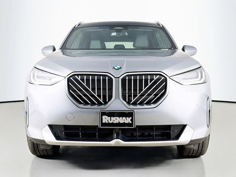 Used 2026 BMW X3 xDrive30i w/ Convenience Package AWD/4WD image 2