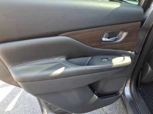 Used 2023 Nissan Murano Platinum AWD/4WD image 9