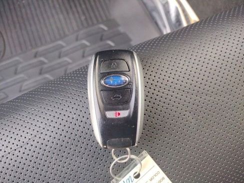 Used 2023 Subaru Outback Limited image 32