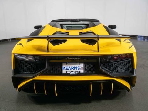 Used 2016 Lamborghini Aventador LP 750-4 Superveloce AWD/4WD image 7