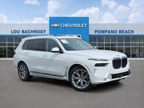 Used 2025 BMW X7 xDrive40i AWD/4WD image 1