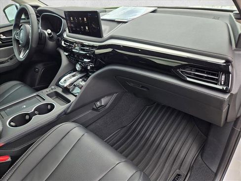 Certified 2026 Acura MDX FWD w/ Technology Package image 22