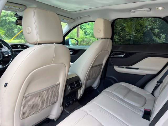 Used 2018 Jaguar F-PACE Prestige AWD/4WD image 15