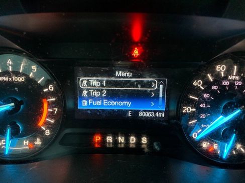 Used 2018 Ford Explorer XLT image 29