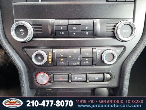 Used 2022 Ford Mustang Coupe RWD image 21