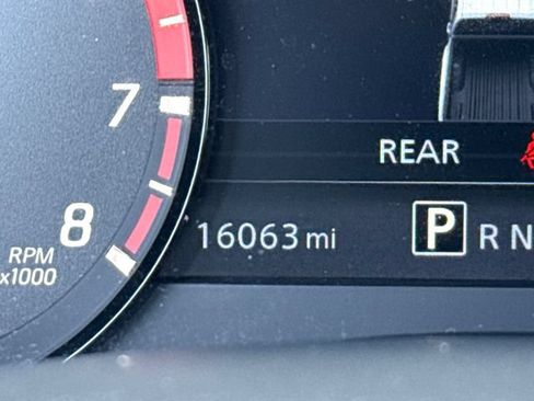 Used 2025 Nissan Frontier Pro-X RWD image 27