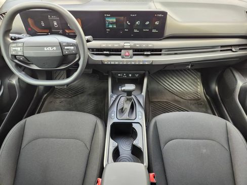 New 2026 Kia K4 FWD image 21