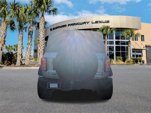 Used 2021 Ford Bronco Black Diamond image 6