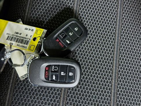 Used 2025 Honda CR-V Sport image 33