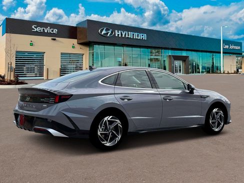 New 2026 Hyundai Sonata SEL image 9