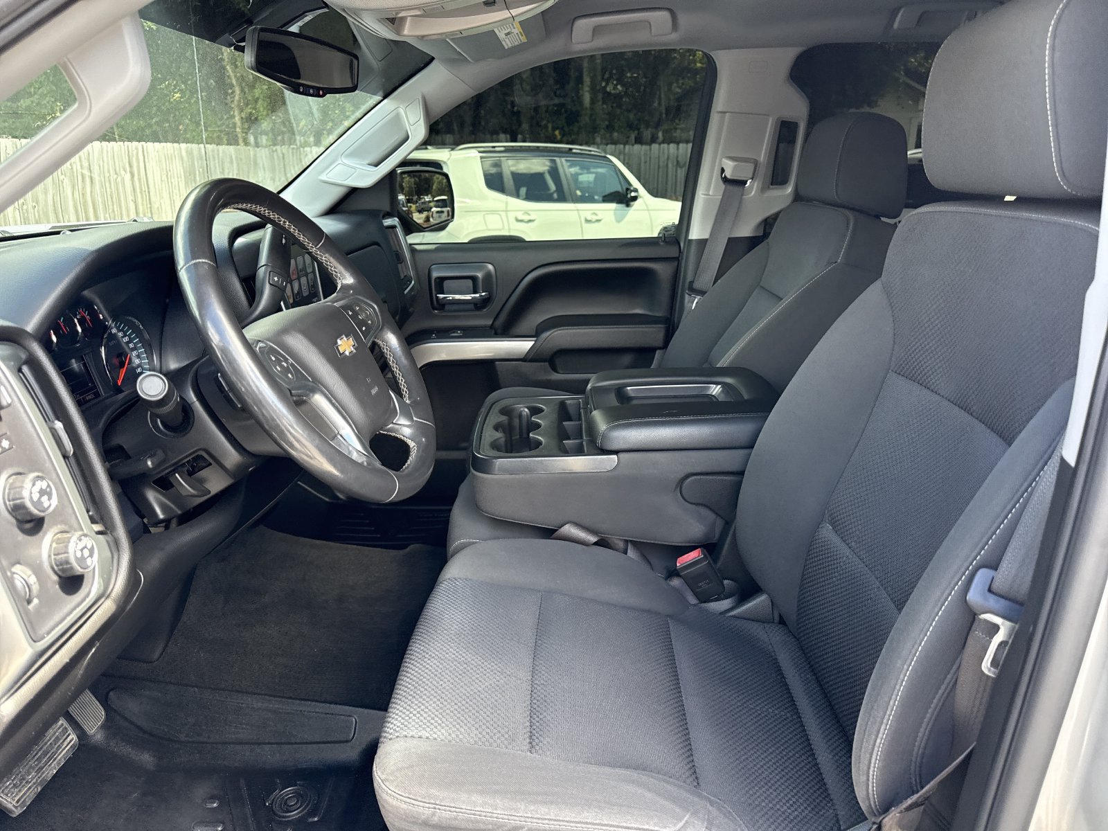 Used 2017 Chevrolet Silverado 1500 LT w/ All Star Edition AWD/4WD image 9