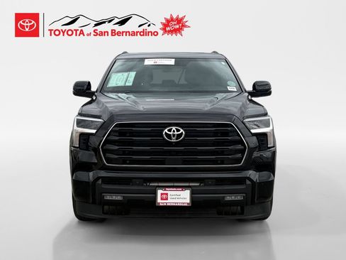 Certified 2025 Toyota Sequoia SR5 AWD/4WD image 8