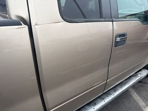 Used 2011 Ford F150 XLT w/ XLT Chrome Pkg image 12