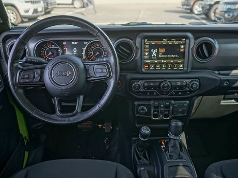 Used 2021 Jeep Wrangler Unlimited Sport image 12