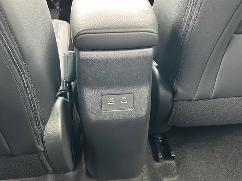 New 2026 Nissan Kicks SR image 18