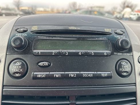 Used 2009 Toyota Sienna LE image 23