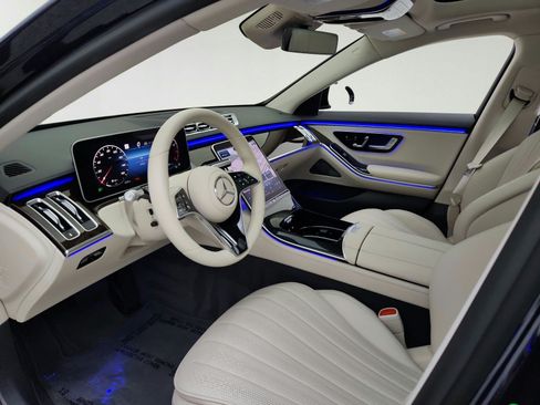 Certified 2022 Mercedes-Benz S 500 4MATIC image 16