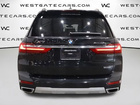 Used 2022 BMW X7 xDrive40i w/ Cold Weather Package AWD/4WD image 4