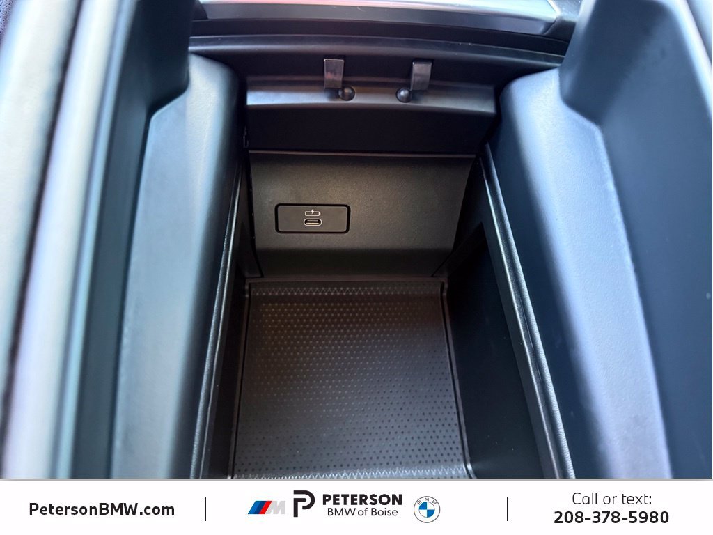 Used 2026 BMW X7 M60i AWD/4WD image 33