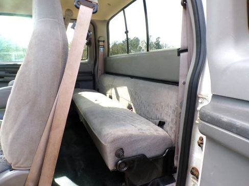 Used 1999 Ford F250 Lariat image 32