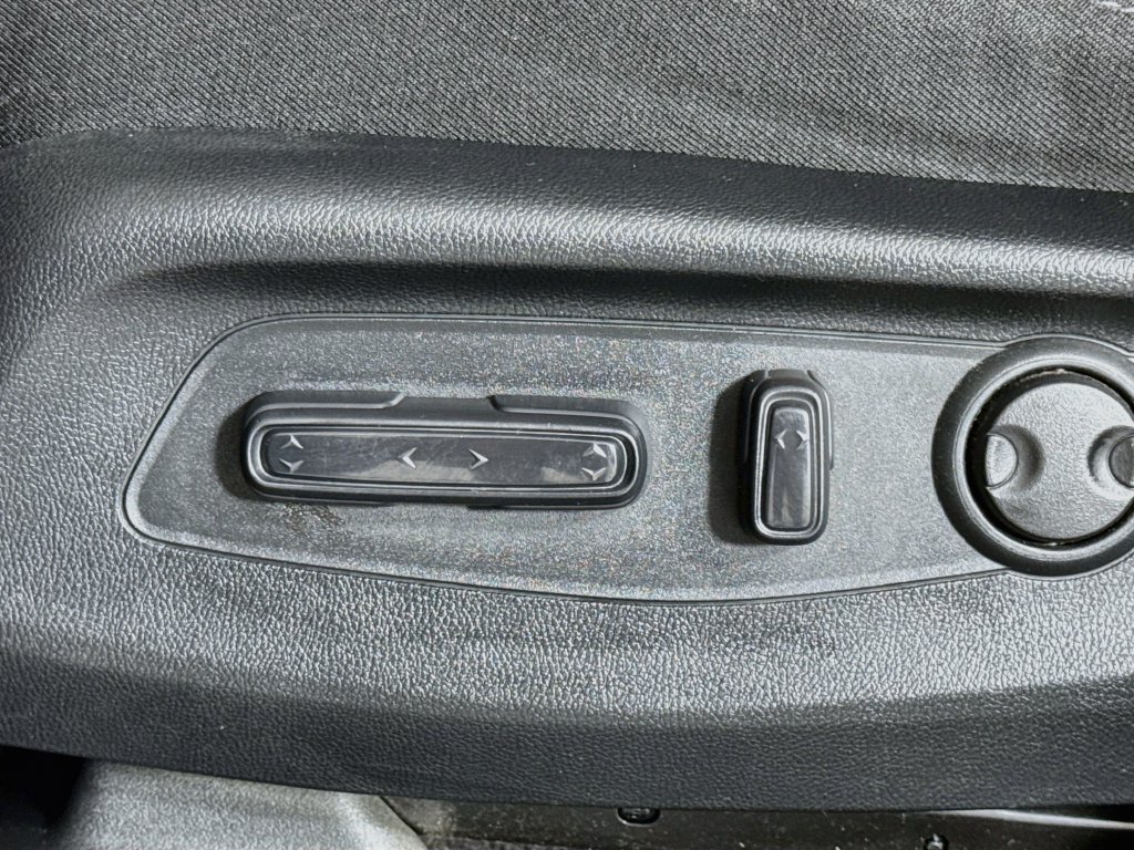 Used 2024 Honda CR-V EX image 18