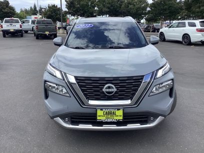 Used 2022 Nissan Rogue Platinum w/ Head-Up Display Package