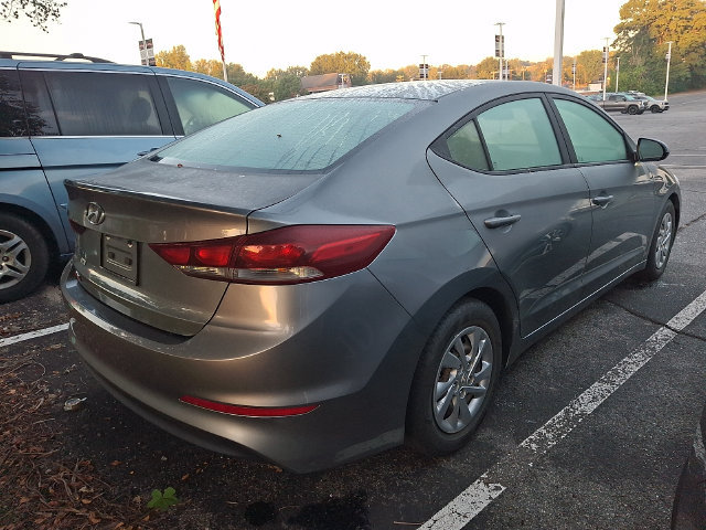 Used 2018 Hyundai Elantra SE FWD image 7