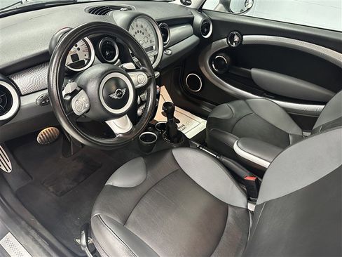 Used 2010 MINI Cooper S FWD image 2