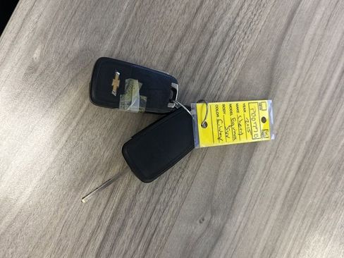 Used 2015 Chevrolet Equinox LS image 13