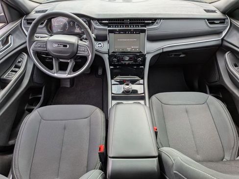New 2026 Jeep Grand Cherokee L 4WD image 21