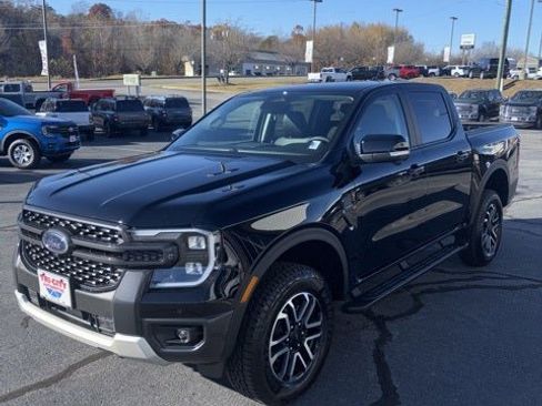 New 2025 Ford Ranger Lariat w/ FX4 Off-Road Package image 24