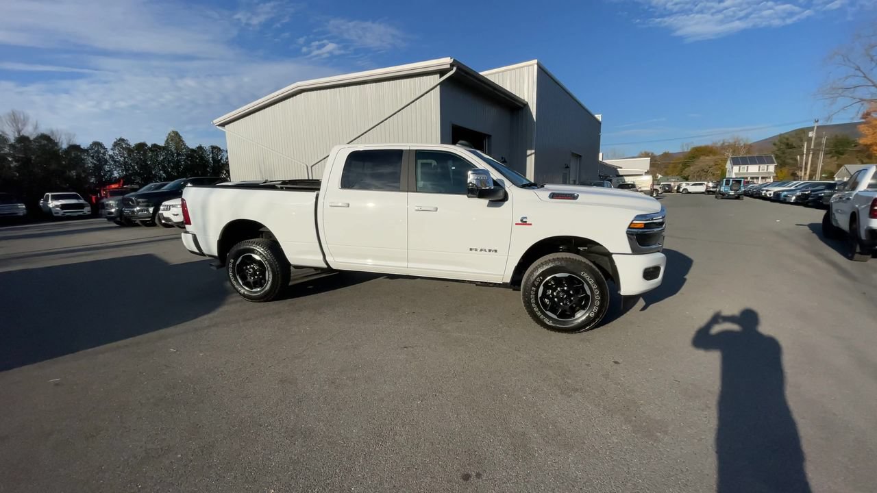 Used 2026 RAM 2500 Laramie AWD/4WD image 9