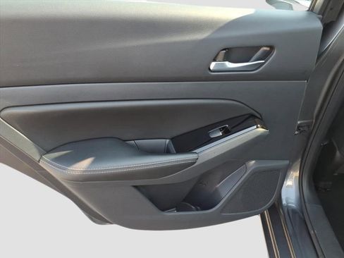 Used 2023 Nissan Altima 2.5 SL image 10